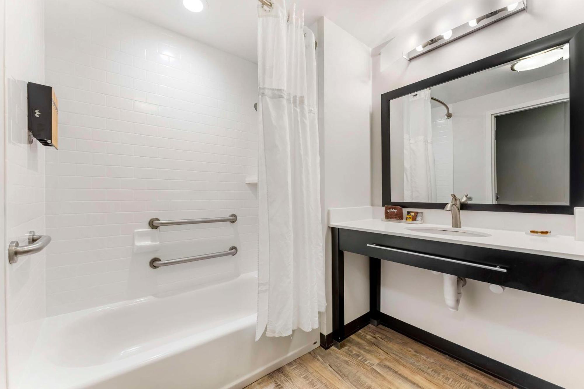 Best Western Plus Cranberry-Pittsburgh North Cranberry Township Εξωτερικό φωτογραφία
